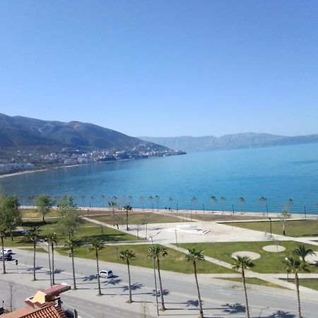 Casa Con Vista Mare Apartment วญอเรอ ภายนอก รูปภาพ